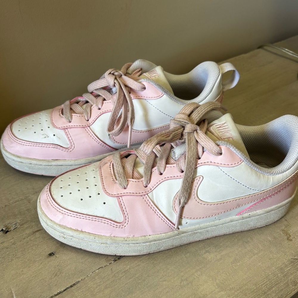 Used Nike Pink & White Sneakers – Youth 4.5 good condition, normal wear,